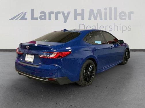 Reservoir Blue 2025 Toyota Camry SE