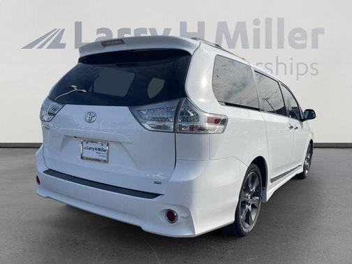 2015 Toyota Sienna SE