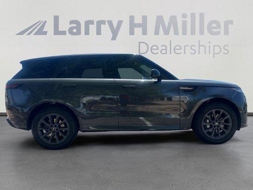 2025 Land Rover Range Rover Sport SE