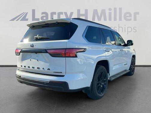 2025 Toyota Sequoia SR5