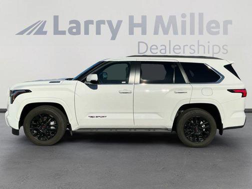 2025 Toyota Sequoia SR5