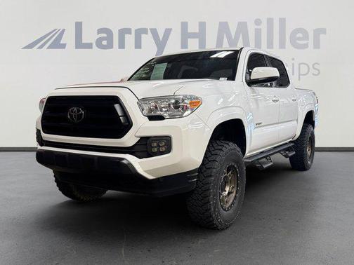 2022 Toyota Tacoma SR