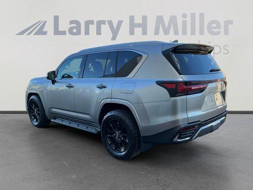 2024 Lexus LX 600 Premium