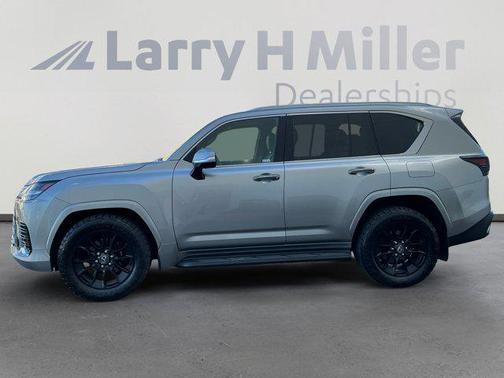 2024 Lexus LX 600 Premium