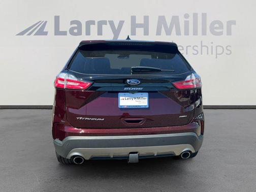 Burgundy Velvet Metallic Tinted Clearcoat 2024 Ford Edge Titanium