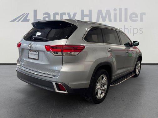 2017 Toyota Highlander Limited