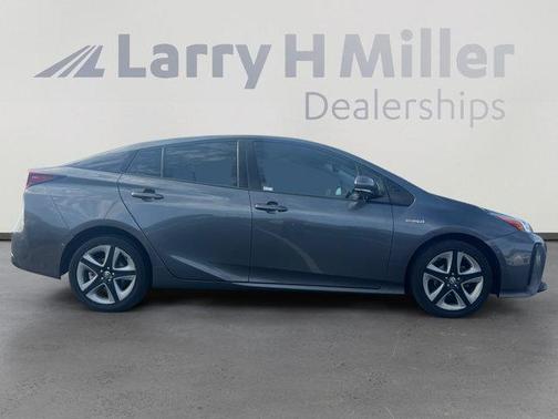 2019 Toyota Prius XLE