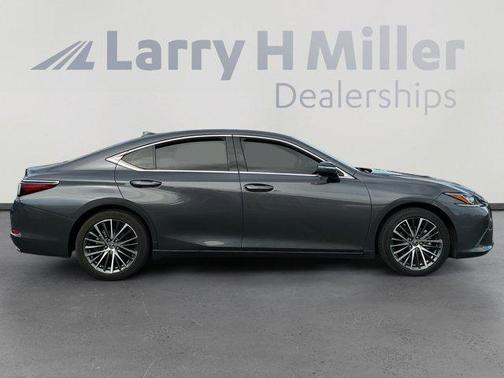 2023 Lexus ES 350 Base