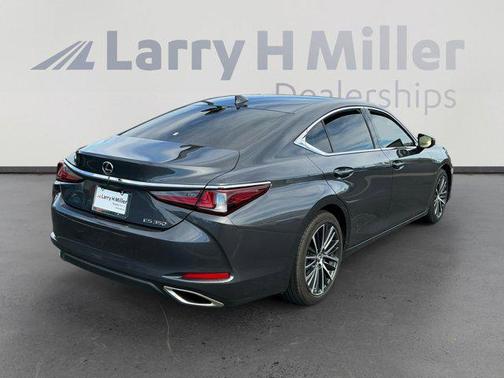 2023 Lexus ES 350 Base