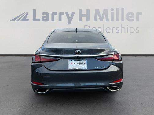 2023 Lexus ES 350 Base