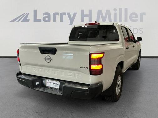 2025 Nissan Frontier S