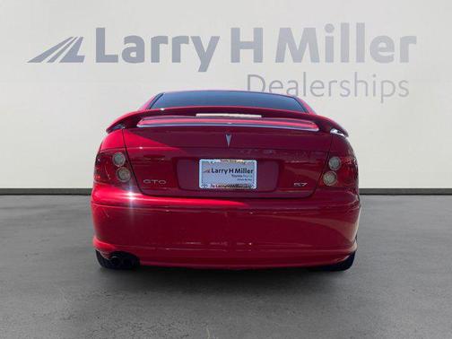 2004 Pontiac GTO Base