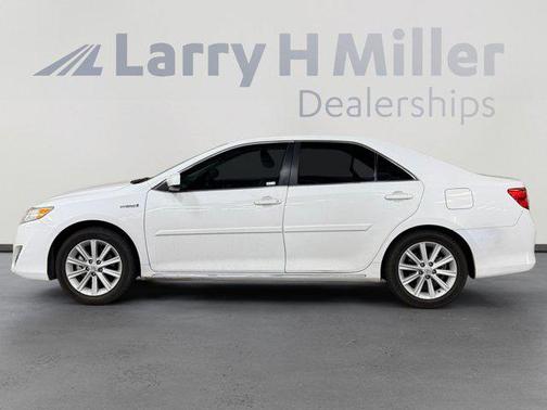 2014 Toyota Camry Hybrid XLE