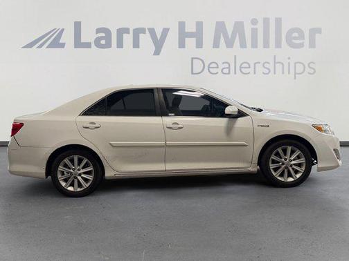 2014 Toyota Camry Hybrid XLE