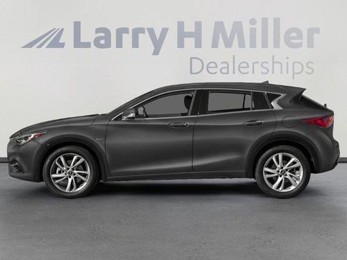 2017 INFINITI QX30 Sport