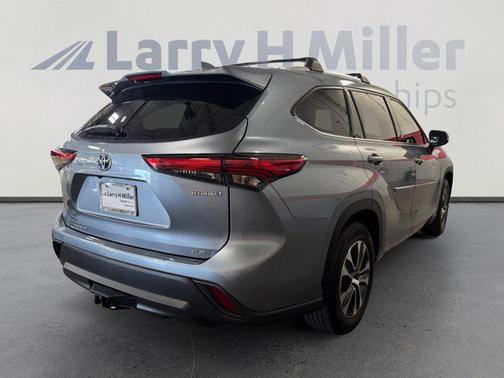 2021 Toyota Highlander Hybrid XLE