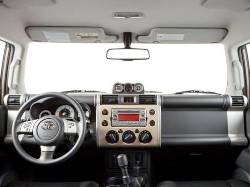 Silver Fresco Metallic 2010 Toyota FJ Cruiser Base