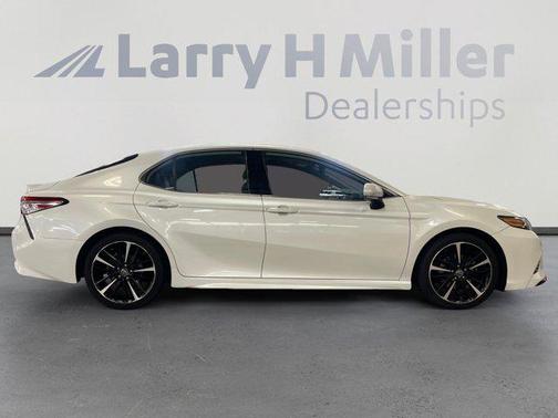 2019 Toyota Camry XSE