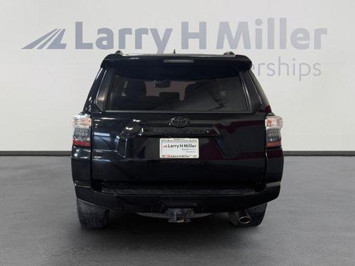 Midnight Black Metallic 2020 Toyota 4Runner SR5