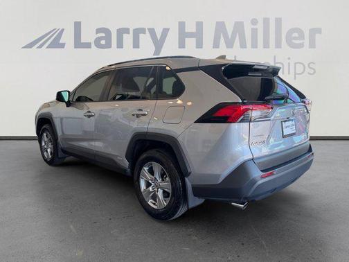 2025 Toyota RAV4 Hybrid LE