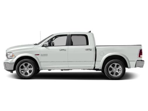 Bright White Clearcoat 2018 RAM 1500 Laramie