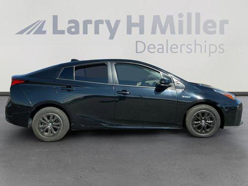 2022 Toyota Prius LE