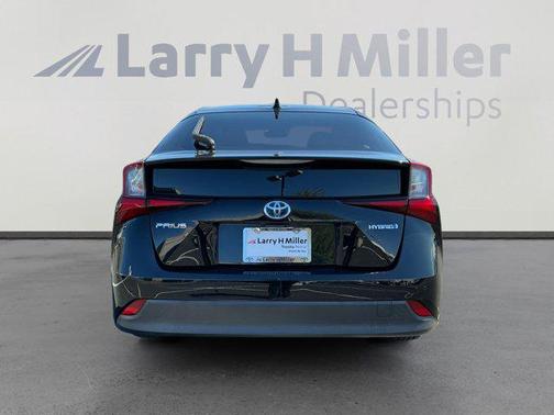 2022 Toyota Prius LE