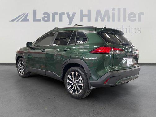 2025 Toyota Corolla Cross XLE