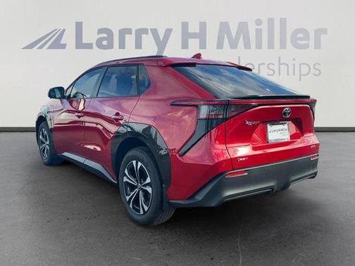 2025 Toyota bZ4X XLE