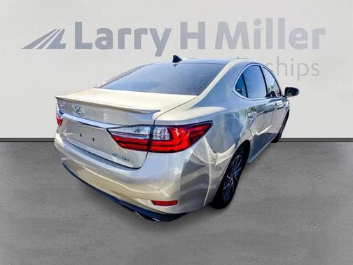 2016 Lexus ES 350 Base