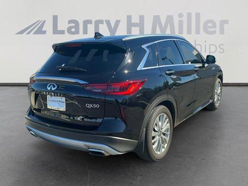 2023 INFINITI QX50 LUXE
