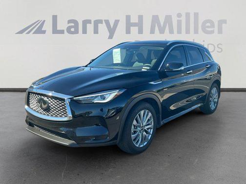 2023 INFINITI QX50 LUXE