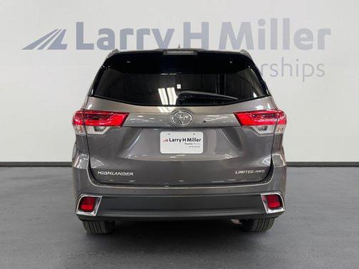 2018 Toyota Highlander Limited Platinum