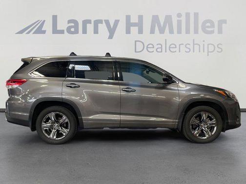 2018 Toyota Highlander Limited Platinum