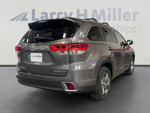 2018 Toyota Highlander Limited Platinum