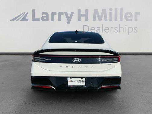 2024 Hyundai SONATA Hybrid Limited