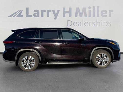 2020 Toyota Highlander Hybrid XLE