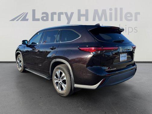 2020 Toyota Highlander Hybrid XLE