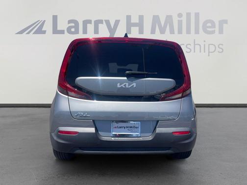 Steel Gray 2022 Kia Soul LX