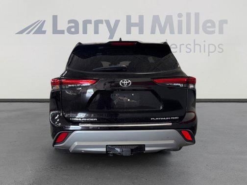 2020 Toyota Highlander Platinum
