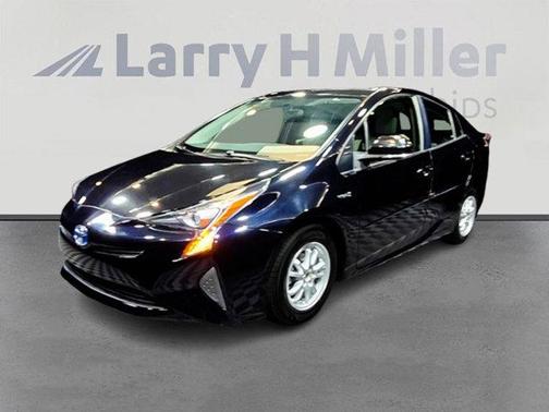 2016 Toyota Prius Two