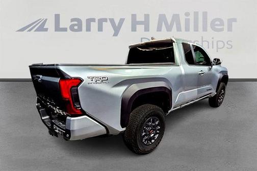 2025 Toyota Tacoma TRD PreRunner 4WD