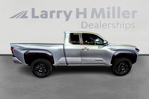 2025 Toyota Tacoma TRD PreRunner 4WD