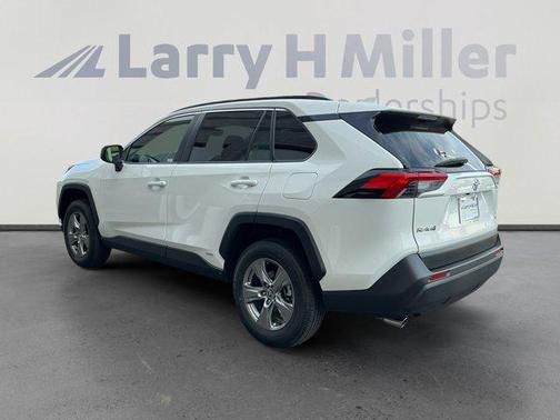 2025 Toyota RAV4 Hybrid LE