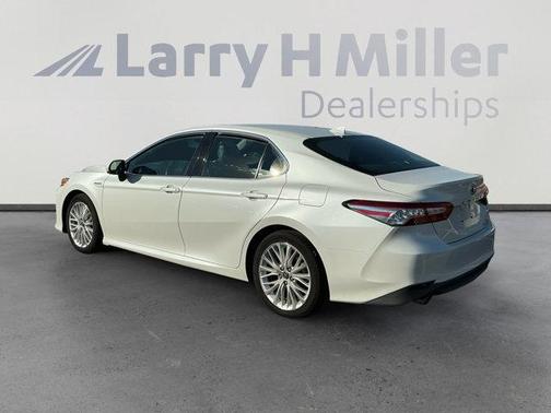 2018 Toyota Camry Hybrid XLE