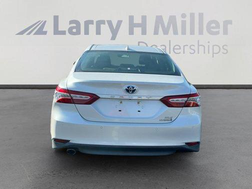 2018 Toyota Camry Hybrid XLE