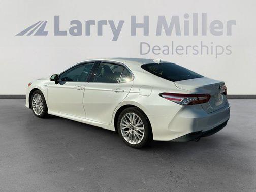 2018 Toyota Camry Hybrid XLE