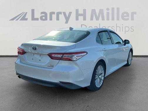2018 Toyota Camry Hybrid XLE