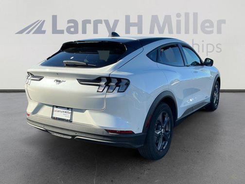 2023 Ford Mustang Mach-E Select