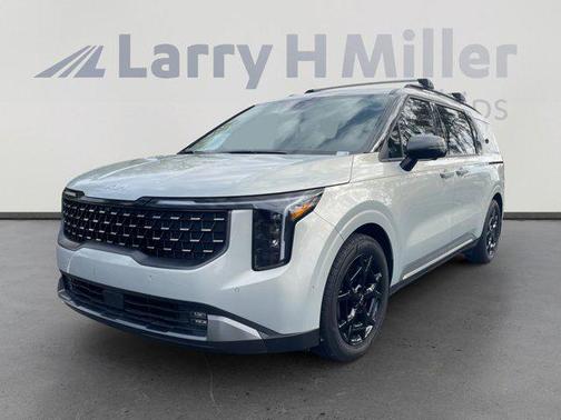 2025 Kia Carnival SX